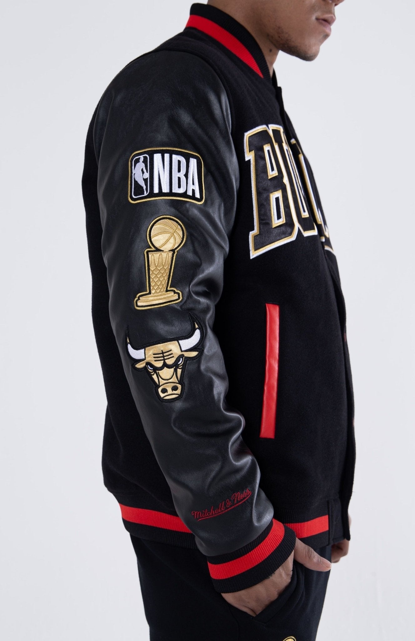 Mitchell and Ness Chaqueta Champs Hombre Chicago Bulls - NBA Store Chile