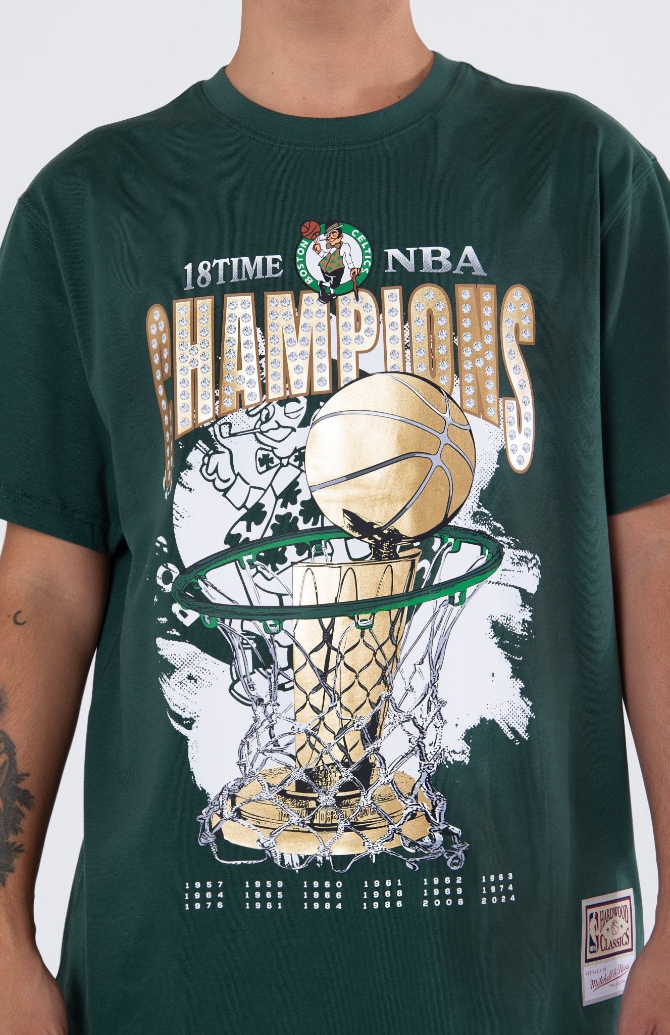 Mitchell and Ness Polera Champs Hombre Boston Celtics - NBA Store Chile